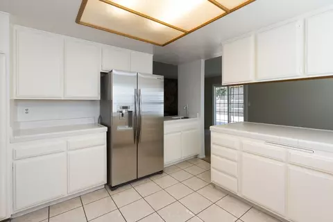 1314 Pasteur Dr, Lancaster, CA 93535 photo 8