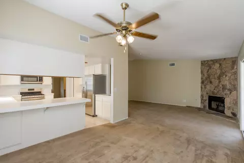 1314 Pasteur Dr, Lancaster, CA 93535 photo 4