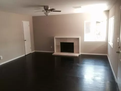 44346 4th St E, Lancaster, CA 93535 photo 8