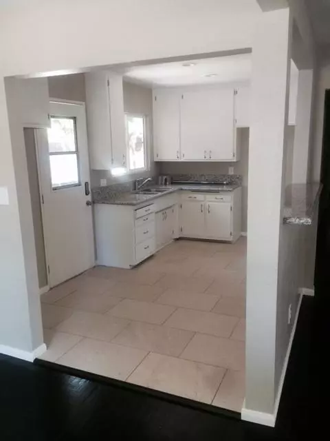 44346 4th St E, Lancaster, CA 93535 photo 10