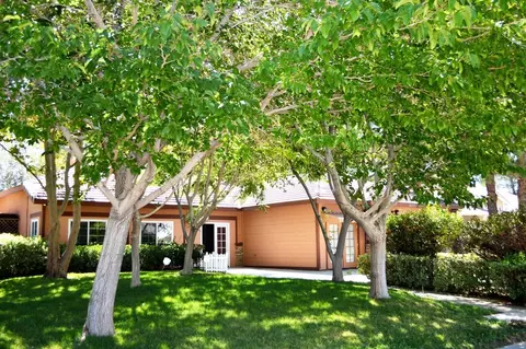 43232 Durango Ln, Lancaster, CA 93536 photo 2