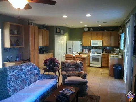 5745 Adobe Dr, Palmdale, CA 93552 photo 5