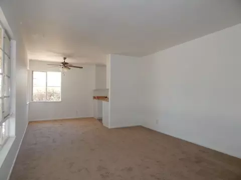 38615 36th St E, Palmdale, CA 93550 photo 5