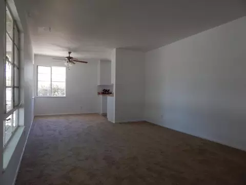 38615 36th St E, Palmdale, CA 93550 photo 4