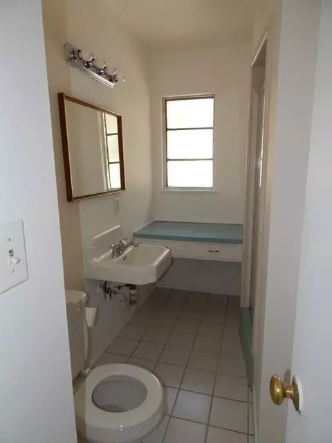 38615 36th St E, Palmdale, CA 93550 photo 9
