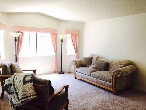 6023 Lilac Cir, Lancaster, CA 93536 photo 10