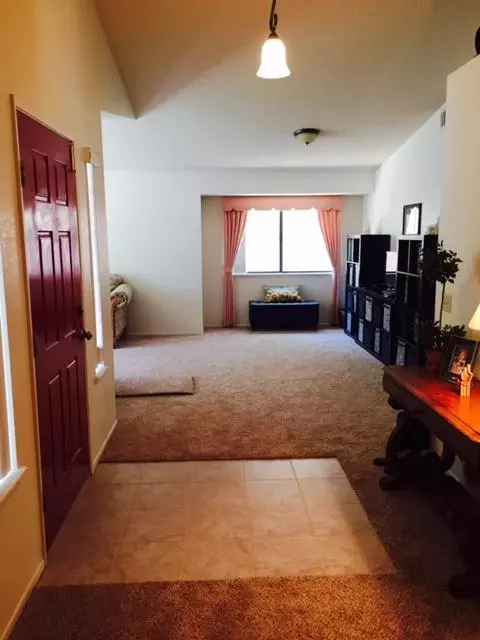 6023 Lilac Cir, Lancaster, CA 93536 photo 12