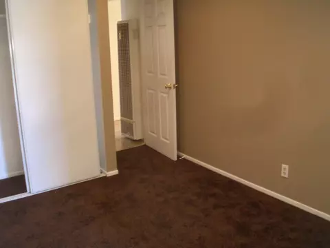 1608 Avenu Q6 E, Palmdale, CA 93550 photo 9