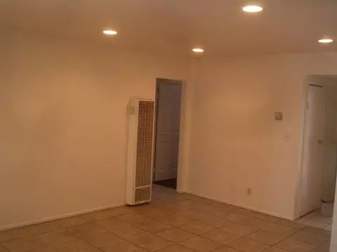 1608 Avenu Q6 E, Palmdale, CA 93550 photo 5