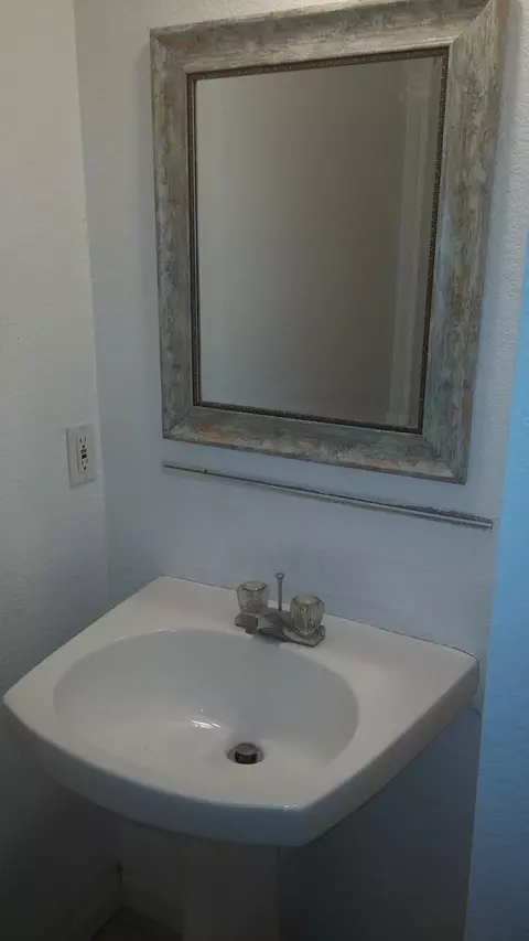 36716 45th St E, Palmdale, CA 93552 photo 14