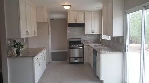 36716 45th St E, Palmdale, CA 93552 photo 4