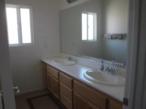 3948 Prestwick Ln, Palmdale, CA 93551 photo 16