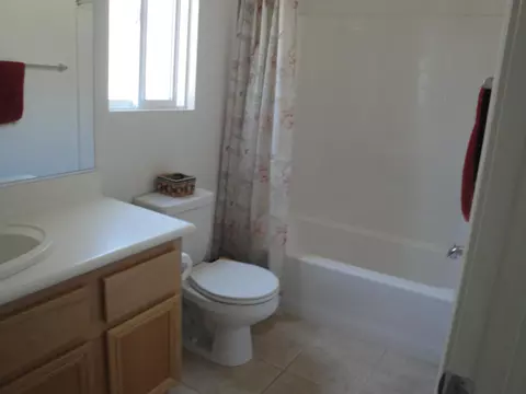 3948 Prestwick Ln, Palmdale, CA 93551 photo 11