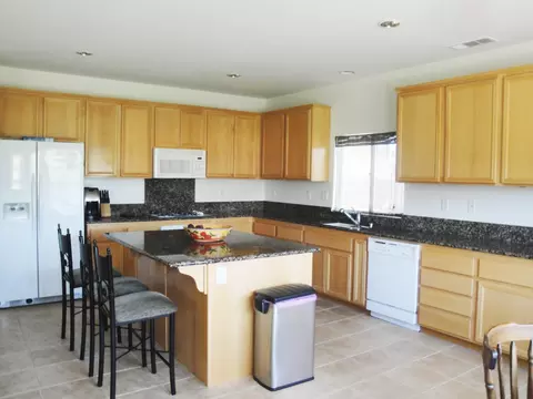 3948 Prestwick Ln, Palmdale, CA 93551 photo 41