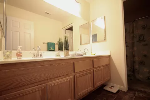 2817 Nugent St E, Lancaster, CA 93535 photo 15