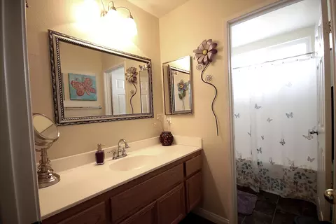 2817 Nugent St E, Lancaster, CA 93535 photo 18