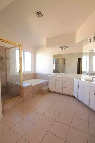 44048 17th St E, Lancaster, CA 93535 photo 13