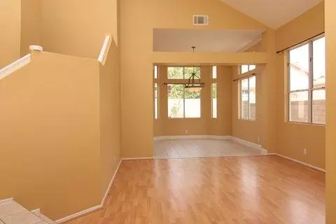 44048 17th St E, Lancaster, CA 93535 photo 3