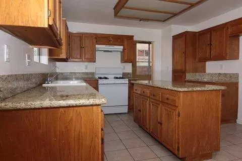 44048 17th St E, Lancaster, CA 93535 photo 6