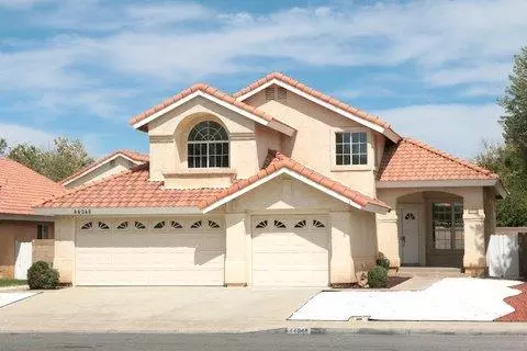 44048 17th St E, Lancaster, CA 93535 photo 1