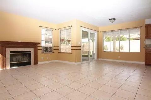 44048 17th St E, Lancaster, CA 93535 photo 7