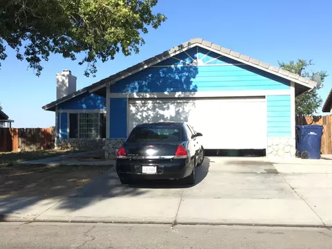 45320 18th St E, Lancaster, CA 93535 photo 2
