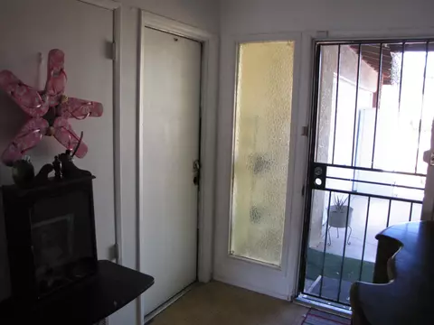 38453 2nd St E, Palmdale, CA 93550 photo 2