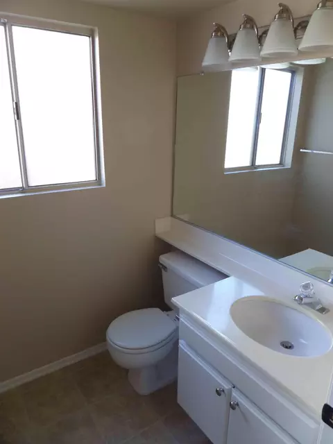 3647 Comet Ct, Palmdale, CA 93550 photo 8