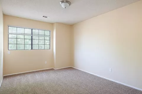 44938 Caboose Dr, Lancaster, CA 93535 photo 9