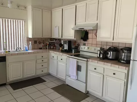 1021 Caperton St, Lancaster, CA 93535 photo 4