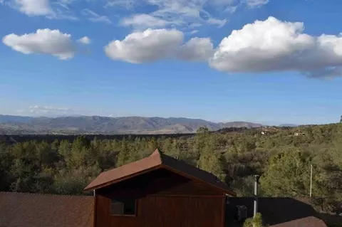 19072 Pine Summit Ct, Tehachapi, CA 93561 photo 3