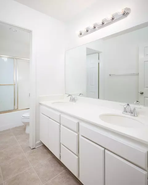 2320 Nugent St E, Lancaster, CA 93535 photo 12