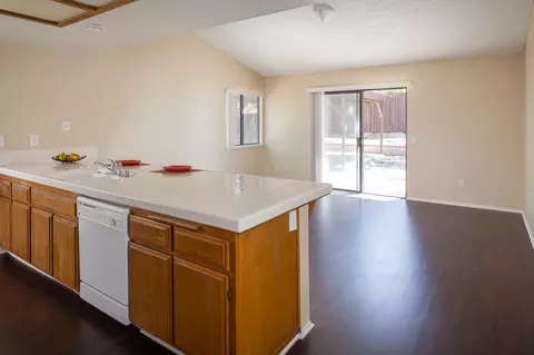 37742 Janus Dr, Palmdale, CA 93550 photo 6