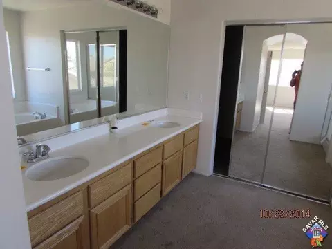 1318 Valiant St, Lancaster, CA 93534 photo 17