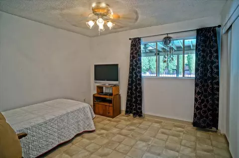 1139 Avenue J4 E, Lancaster, CA 93535 photo 12