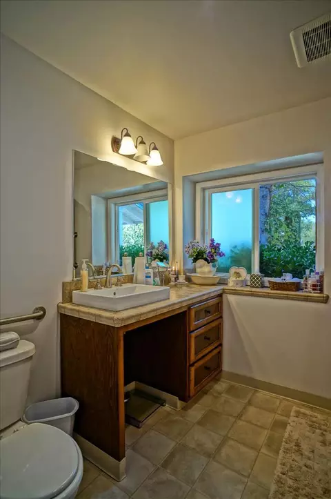 1139 Avenue J4 E, Lancaster, CA 93535 photo 9
