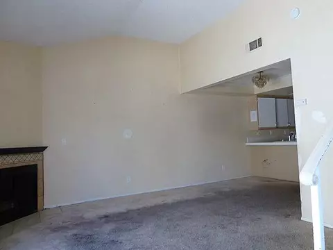 44550 15th St E UNIT 9, Lancaster, CA 93535 photo 2