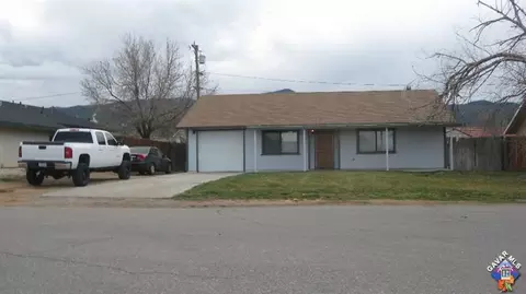 20416 El Porto Ct, Tehachapi, CA 93561 photo 2
