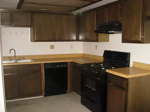 44200 Kingtree Ave UNIT 12, Lancaster, CA 93534 photo 4