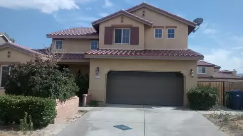 6526 Montclair Ct, Palmdale, CA 93552 photo 5