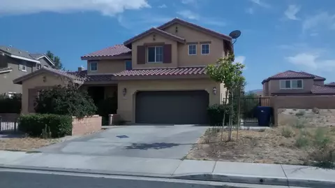 6526 Montclair Ct, Palmdale, CA 93552 photo 4