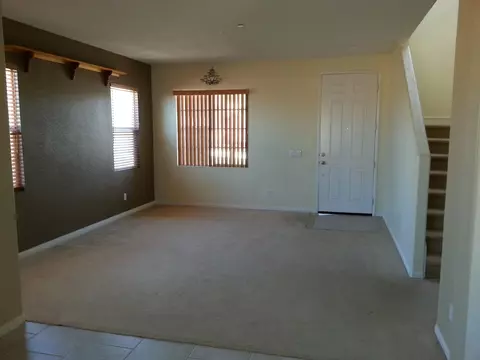 8850 Avoca Ct, Lancaster, CA 93536 photo 4