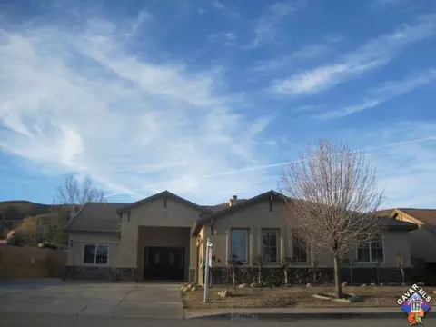 3944 Grandview Dr, Palmdale, CA 93551 photo 1