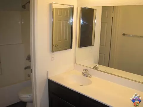 3944 Grandview Dr, Palmdale, CA 93551 photo 17