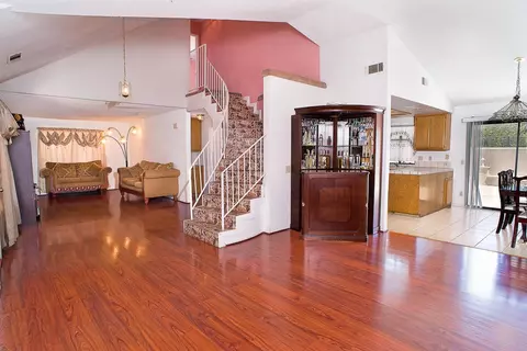37604 Lemsford Ave, Palmdale, CA 93550 photo 3