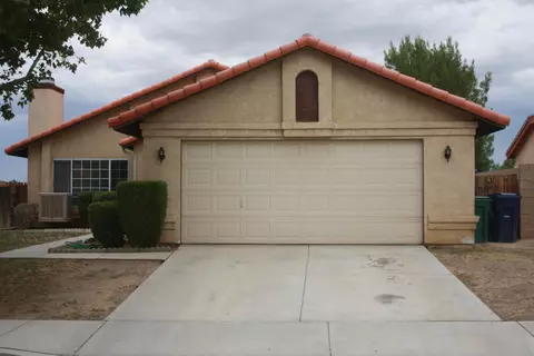 45308 18th St E, Lancaster, CA 93535 photo 1