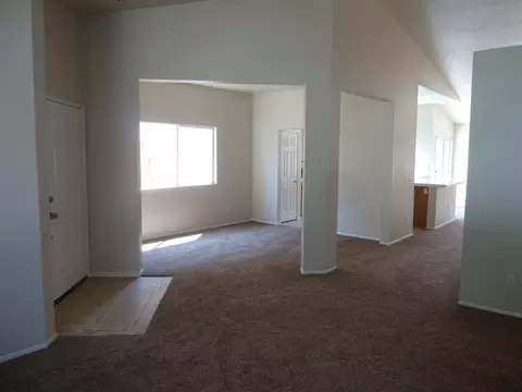 44107 Sunmist Ct, Lancaster, CA 93535 photo 6