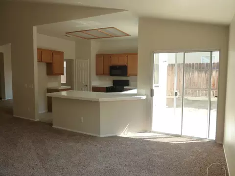 44107 Sunmist Ct, Lancaster, CA 93535 photo 14