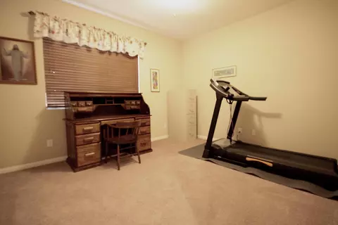 42933 Edson Ave, Lancaster, CA 93536 photo 9