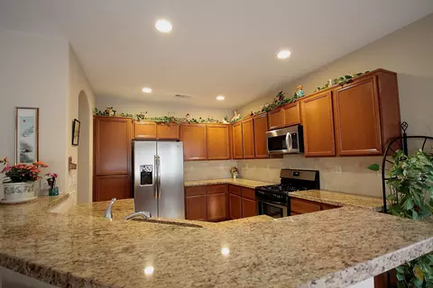 42933 Edson Ave, Lancaster, CA 93536 photo 4